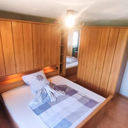 Apartment / Ferienwohnung für 3 bis 4 Gäste *